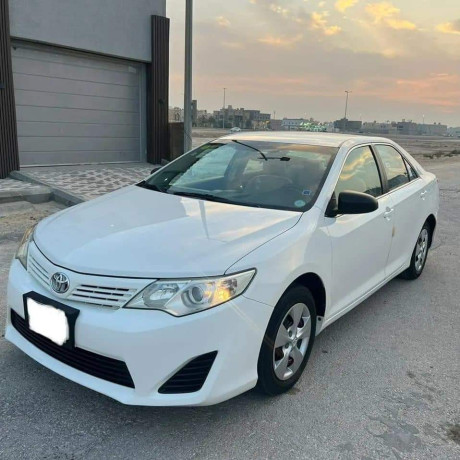 toyota-kamry-2014-llbyaa-big-0